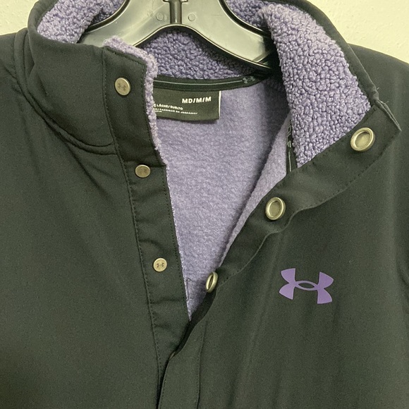 NWT Under Armour pullover - Picture 3 of 8